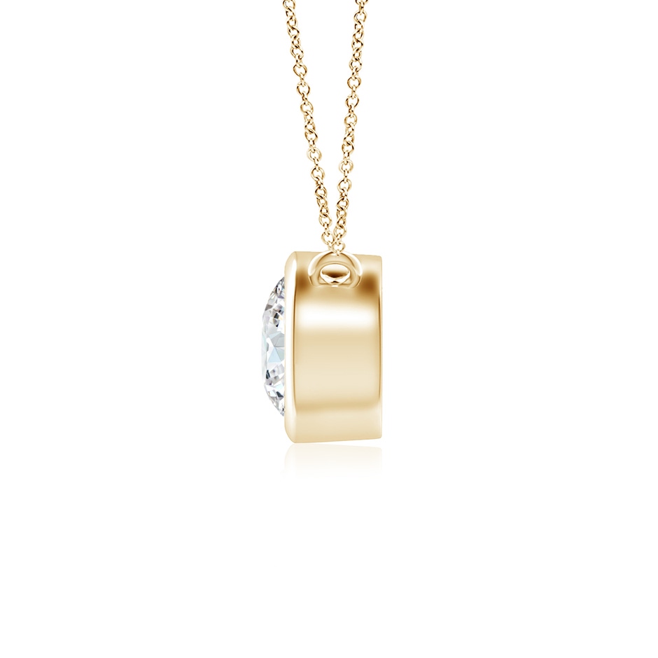 4.4mm GVS2 Bezel-Set Round Diamond Solitaire Necklace in Yellow Gold side 199