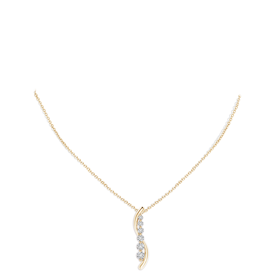 3.8mm HSI2 Six Stone Diamond Journey Necklace in Yellow Gold pen