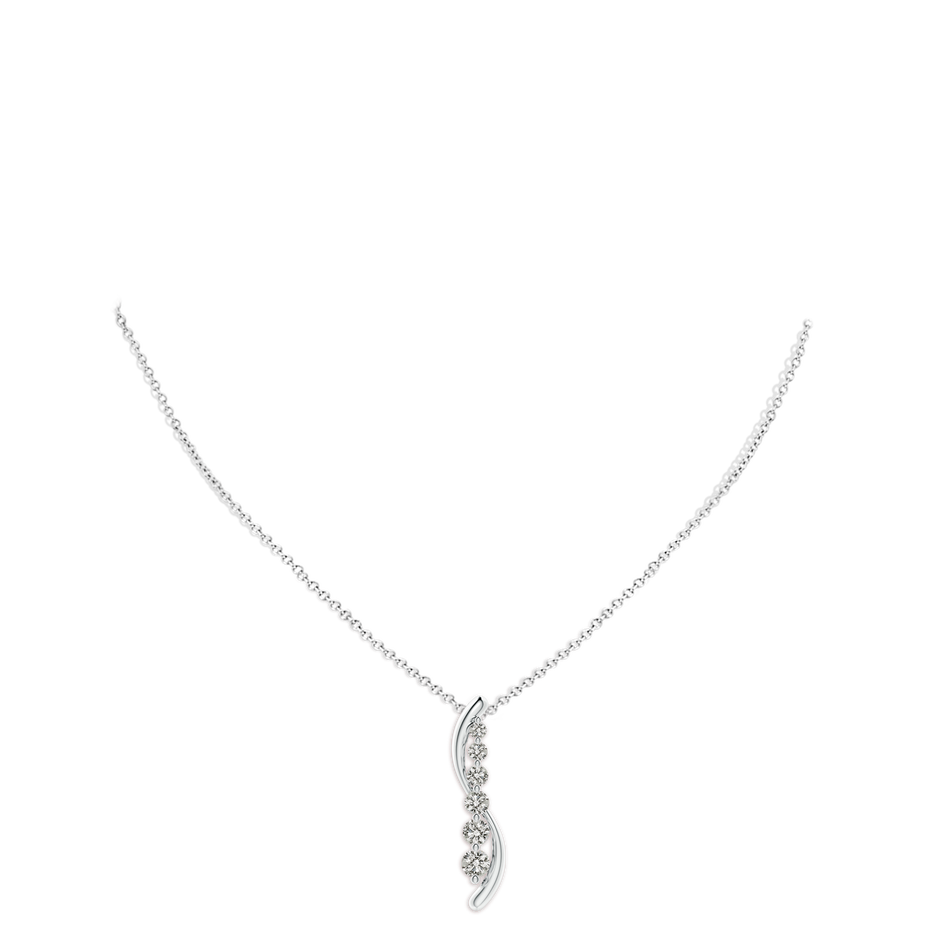 4.2mm KI3 Six Stone Diamond Journey Necklace in White Gold pen