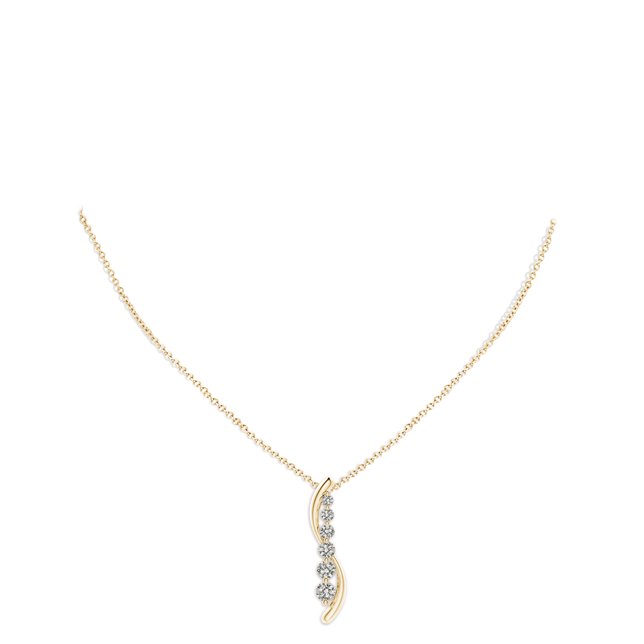 4.2mm KI3 Six Stone Diamond Journey Necklace in Yellow Gold pen
