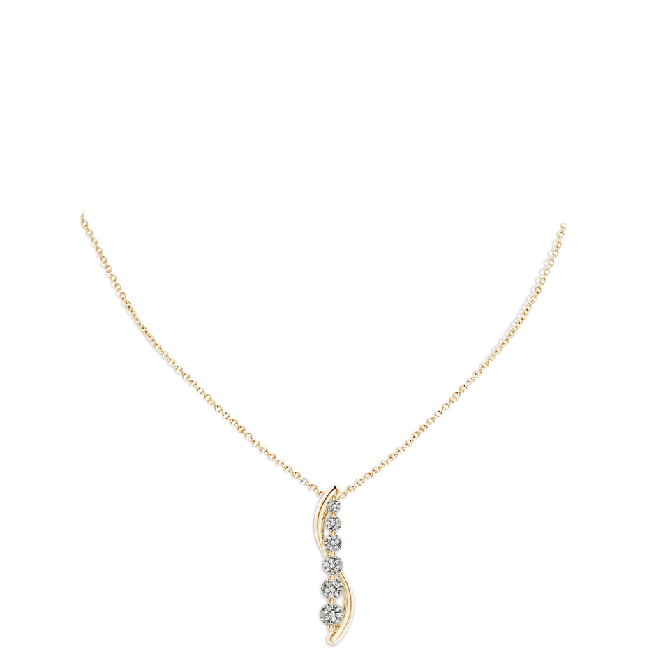 5.2mm KI3 Six Stone Diamond Journey Necklace in Yellow Gold pen