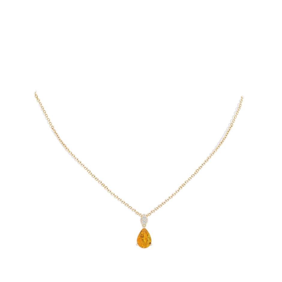 10x7mm A Pear-Shaped Fire Opal Pendant with Leaf Bale in 18K Yellow Gold pen
