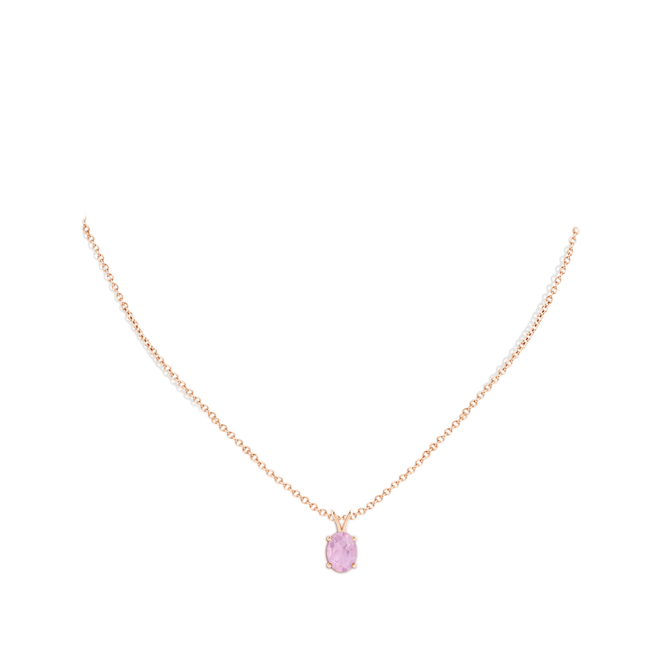 8x6mm AAAA Prong-Set Oval Rose Quartz V-Bale Solitaire Pendant in Rose Gold body-neck