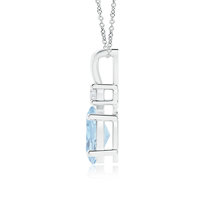 8x6mm A V-Bale Oval Aquamarine Solitaire Pendant with Diamond in White Gold product image