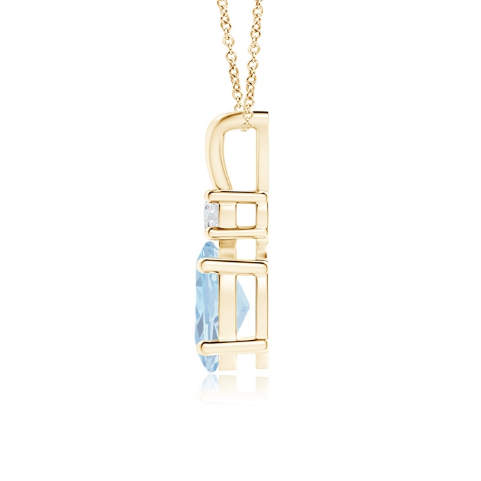 8x6mm A V-Bale Oval Aquamarine Solitaire Pendant with Diamond in Yellow Gold product image