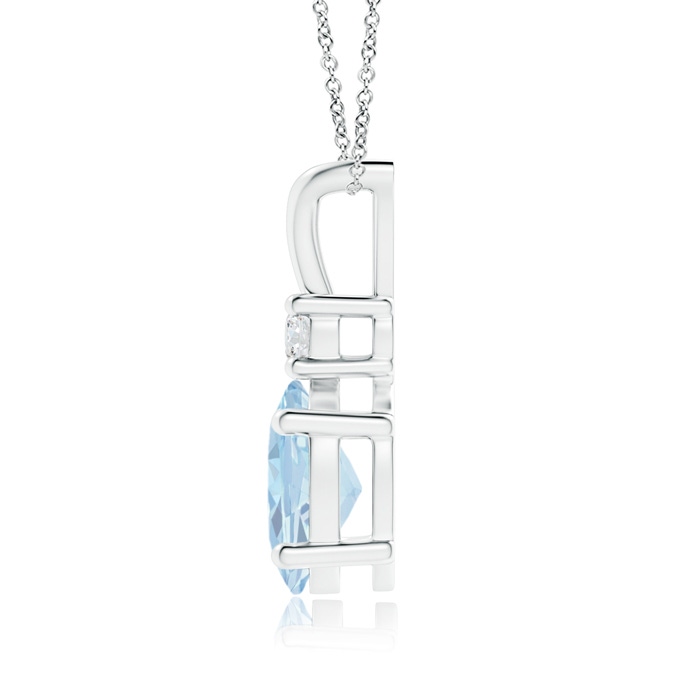 9x7mm A V-Bale Oval Aquamarine Solitaire Pendant with Diamond in S999 Silver product image