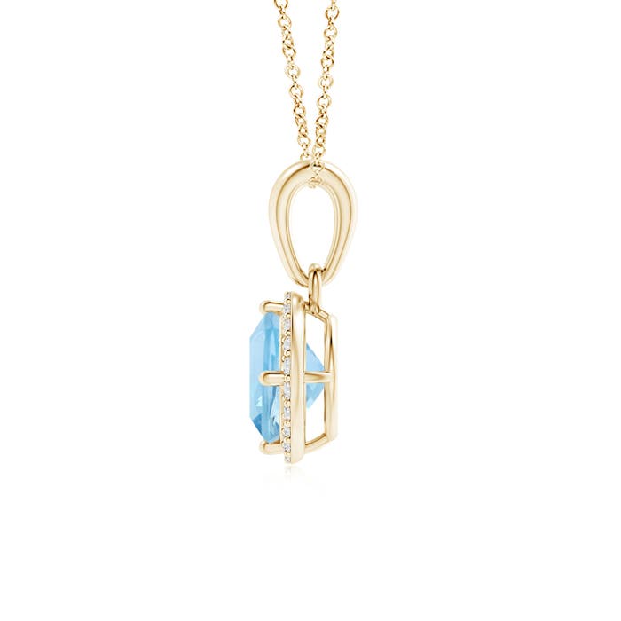 AAA - Aquamarine / 0.59 CT / 14 KT Yellow Gold