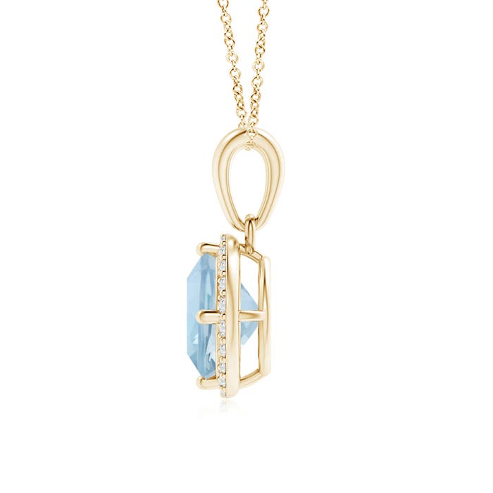 AA - Aquamarine / 0.98 CT / 14 KT Yellow Gold