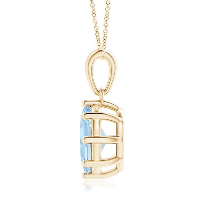 9x7mm AA Eight Prong-Set Oval Aquamarine Pendant in Yellow Gold product image
