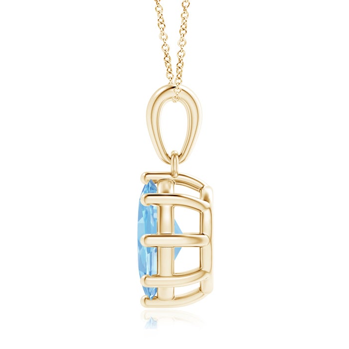9x7mm AAAA Eight Prong-Set Oval Aquamarine Pendant in Yellow Gold - side 1