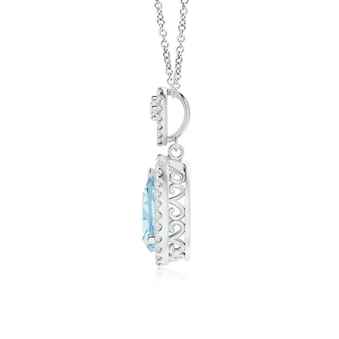 AA - Aquamarine / 1.37 CT / 14 KT White Gold