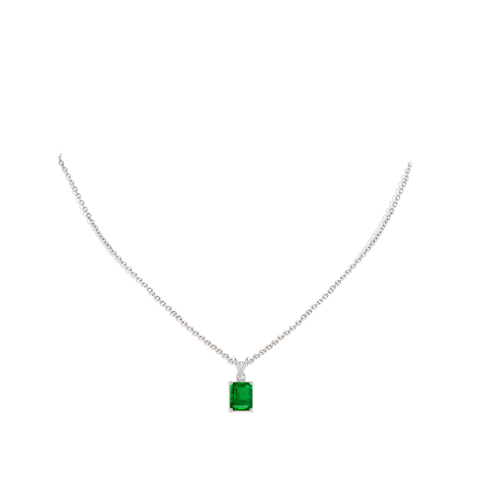 9x7mm AAAA Emerald-Cut Emerald Solitaire Pendant with Diamond in P950 Platinum pen