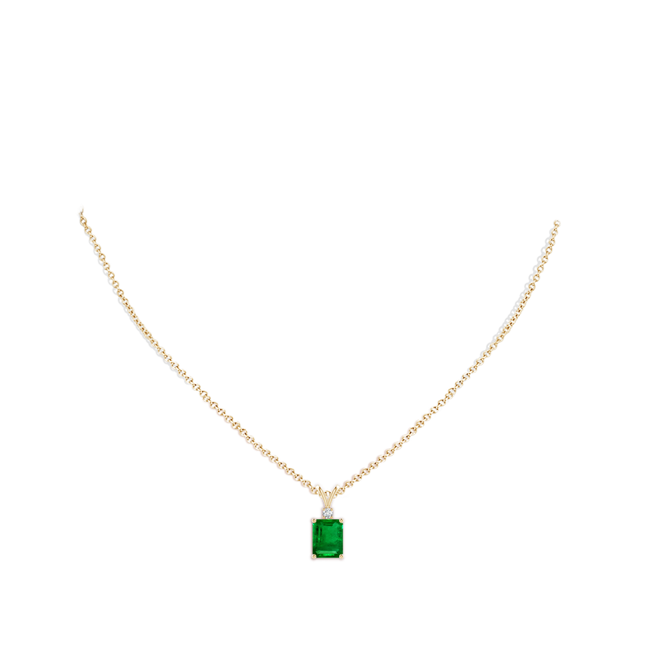 9x7mm AAAA Emerald-Cut Emerald Solitaire Pendant with Diamond in Yellow Gold pen
