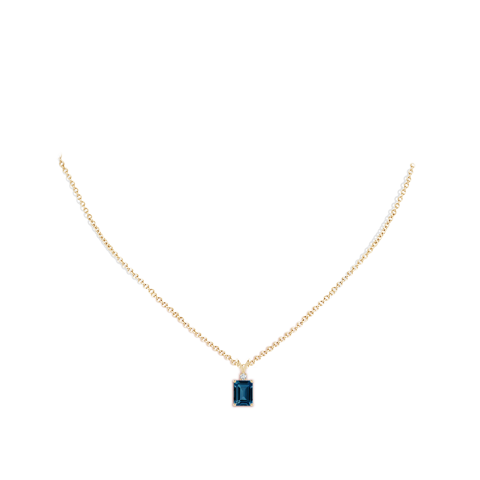 8x6mm AAAA Emerald-Cut London Blue Topaz Solitaire Pendant with Diamond in Yellow Gold body-neck