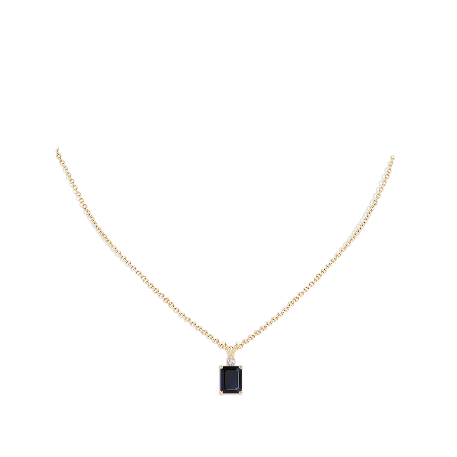 9x7mm A Emerald-Cut Blue Sapphire Solitaire Pendant with Diamond in Yellow Gold pen