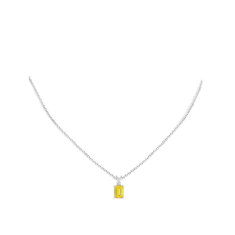 7x5mm AAAA Emerald-Cut Fancy Intense Yellow Diamond Solitaire Pendant in P950 Platinum pen