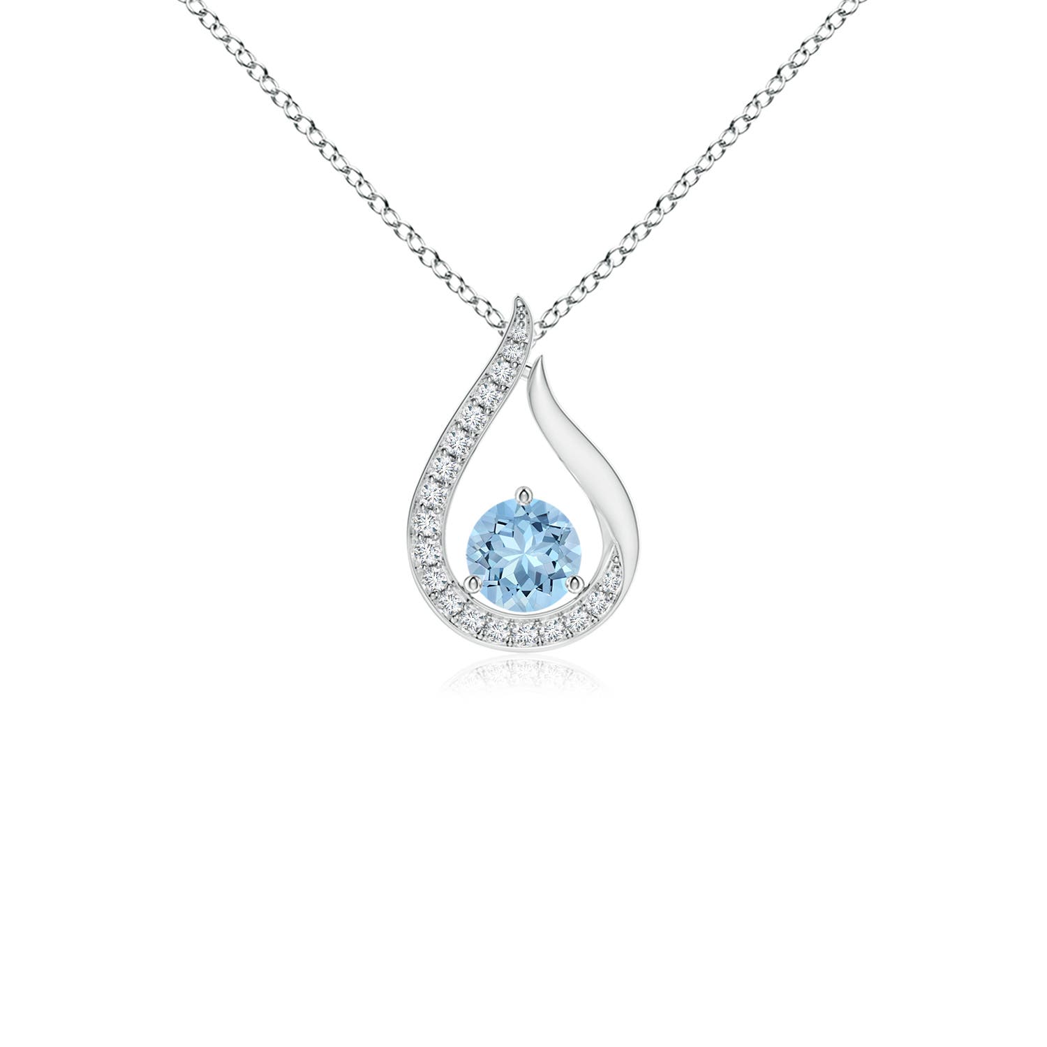 AAA - Aquamarine / 0.27 CT / 14 KT White Gold