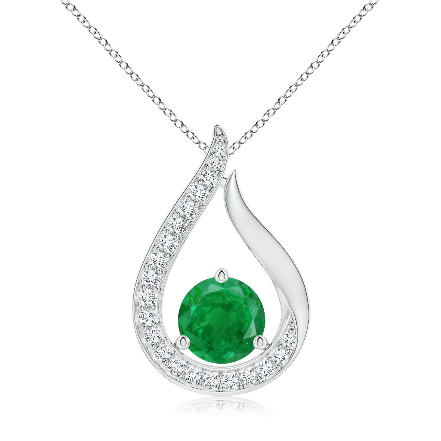 AA - Emerald / 1.43 CT / 14 KT White Gold