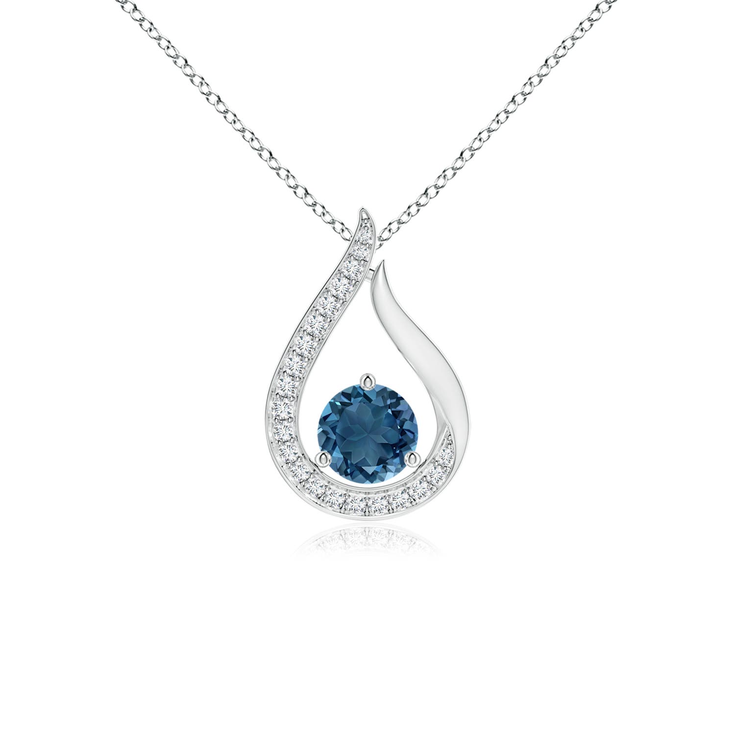 AA - London Blue Topaz / 0.72 CT / 14 KT White Gold