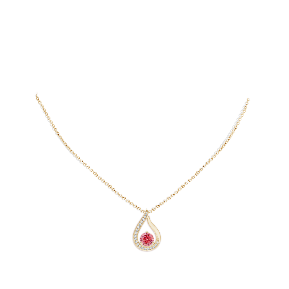 6.1mm AAAA Floating Fancy Intense Pink Diamond Tulip Pendant in Yellow Gold pen