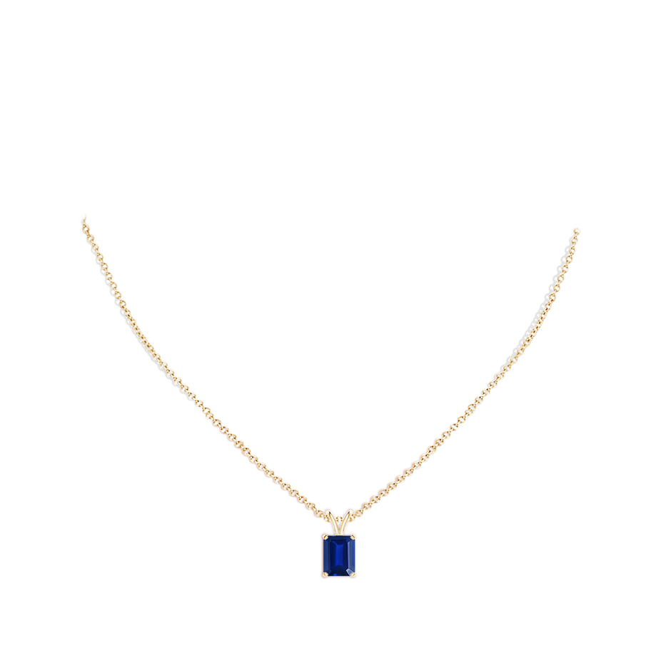 9x7mm Lab-Grown Emerald-Cut Blue Sapphire Solitaire Pendant with V-Bale in Yellow Gold pen