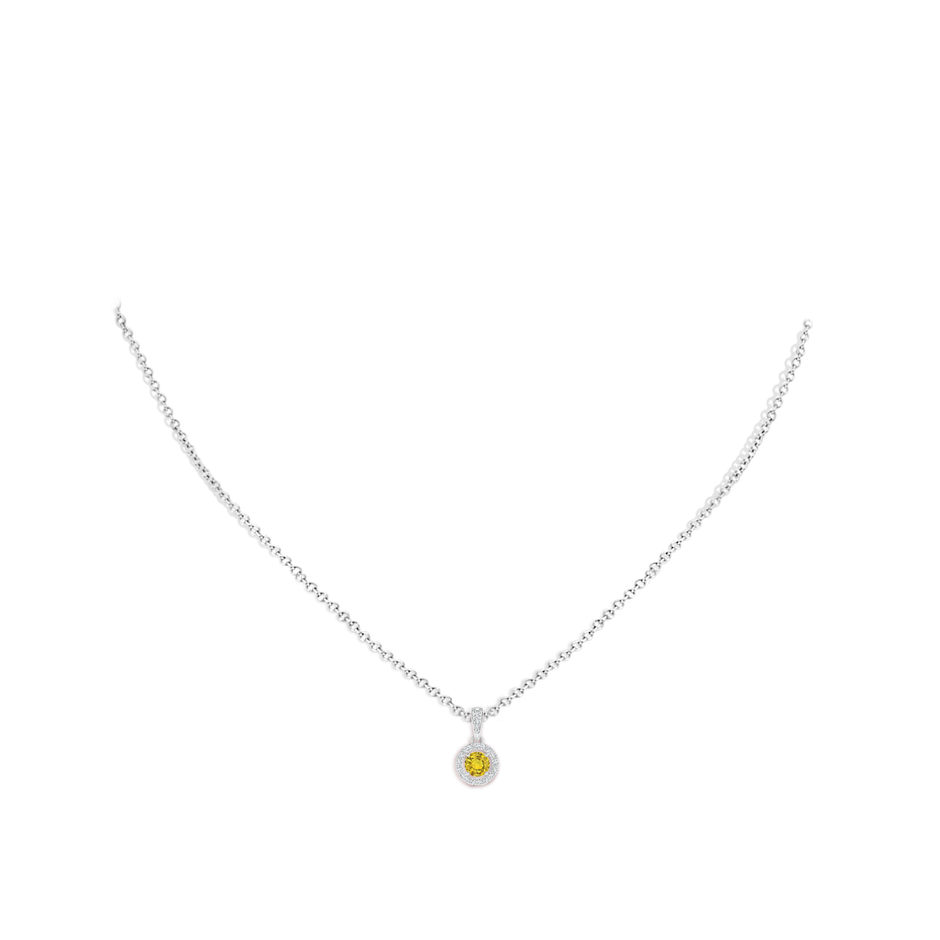 4mm AAAA Floating Yellow Sapphire Pendant with Diamond Halo in White Gold pen