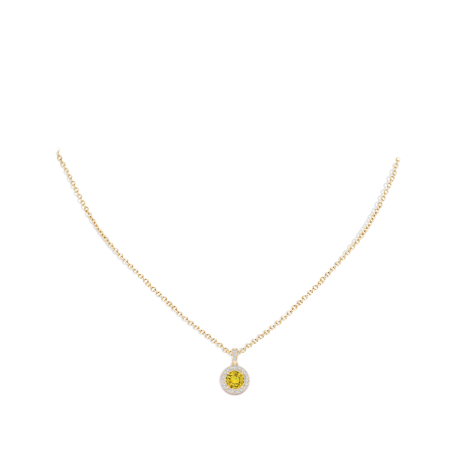 6mm AAAA Floating Yellow Sapphire Pendant with Diamond Halo in Yellow Gold pen