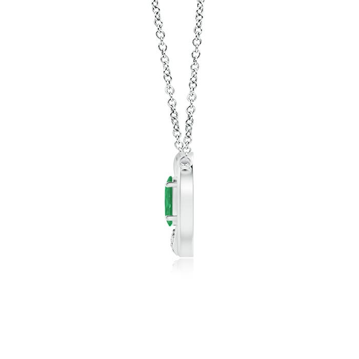 A - Emerald / 0.3 CT / 14 KT White Gold