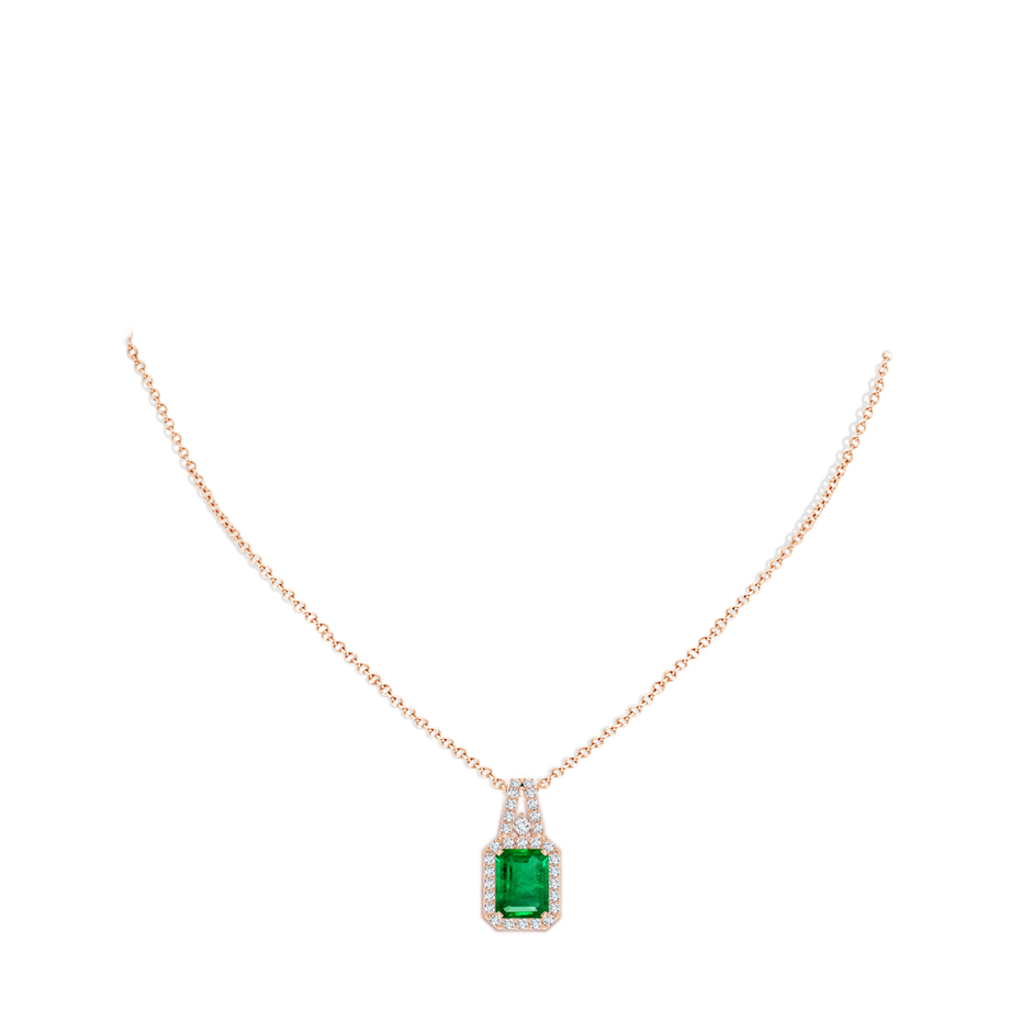 10x8mm AAA Emerald-Cut Emerald Halo Pendant in Rose Gold pen