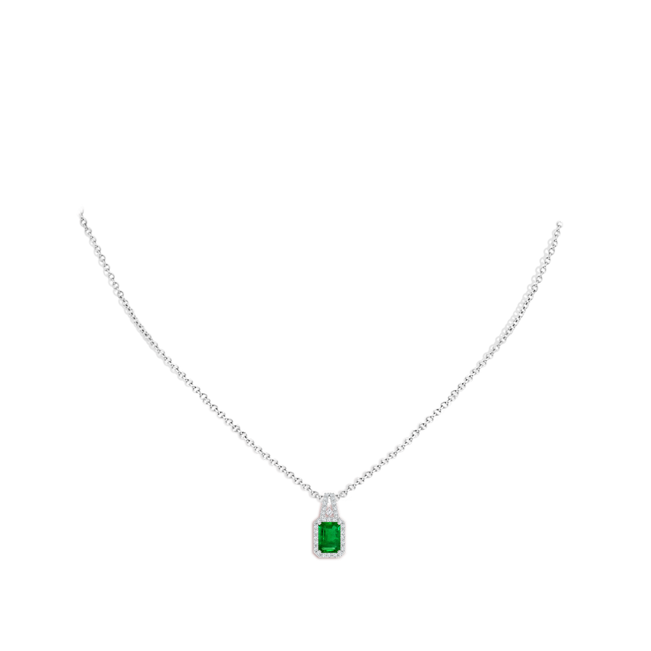 7x5mm AAAA Emerald-Cut Emerald Halo Pendant in P950 Platinum pen