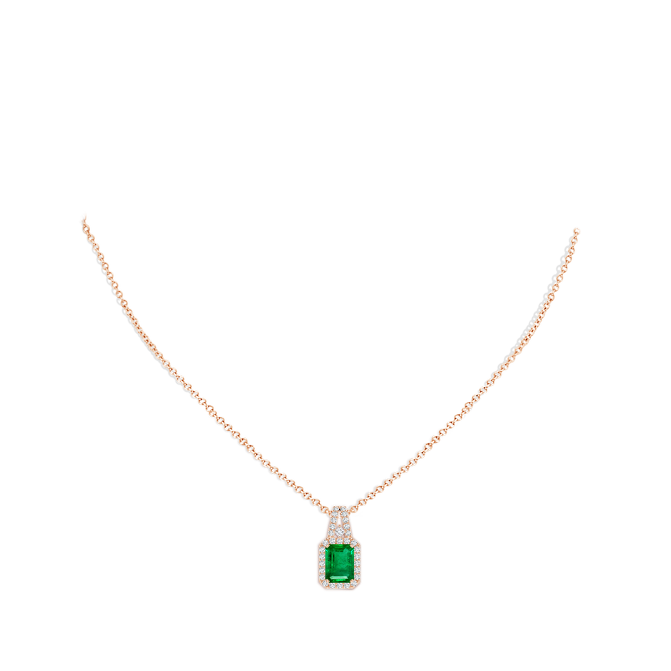 8x6mm AAA Emerald-Cut Emerald Halo Pendant in Rose Gold pen