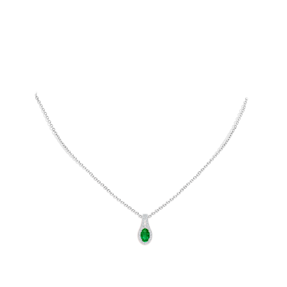 6x4mm AAAA Classic Emerald and Diamond Halo Pendant in P950 Platinum pen