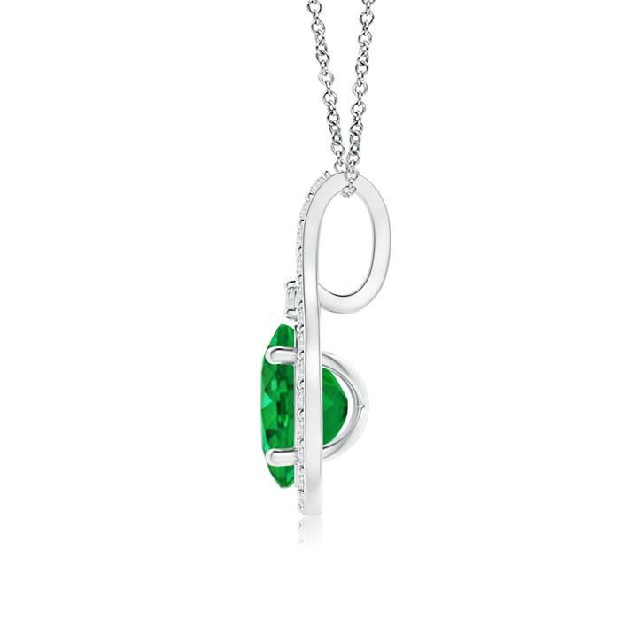 AAA - Emerald / 0.84 CT / 14 KT White Gold