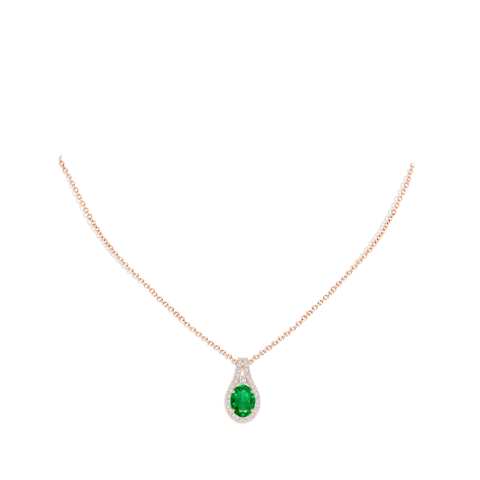 9x7mm AAA Classic Emerald and Diamond Halo Pendant in 18K Rose Gold pen