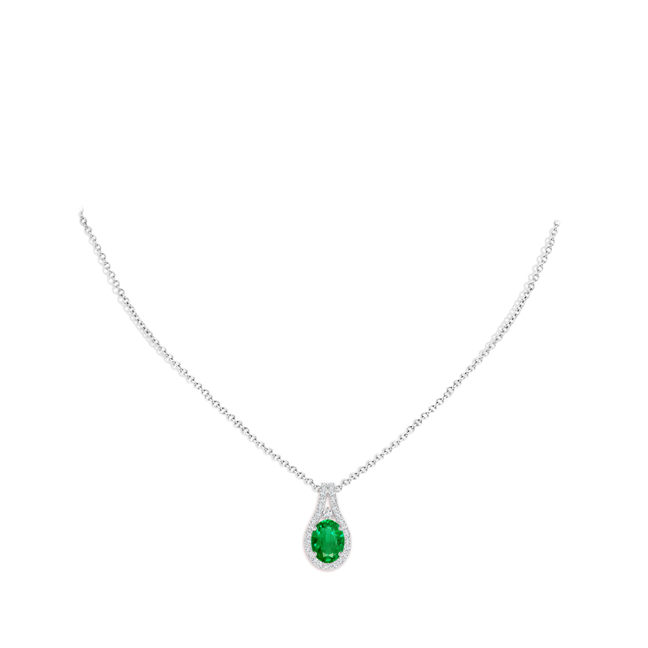 9x7mm AAA Classic Emerald and Diamond Halo Pendant in White Gold pen