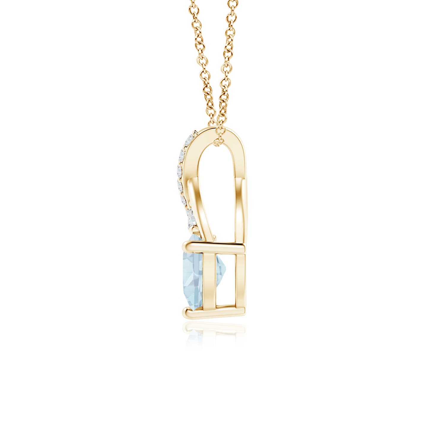 A - Aquamarine / 0.41 CT / 14 KT Yellow Gold