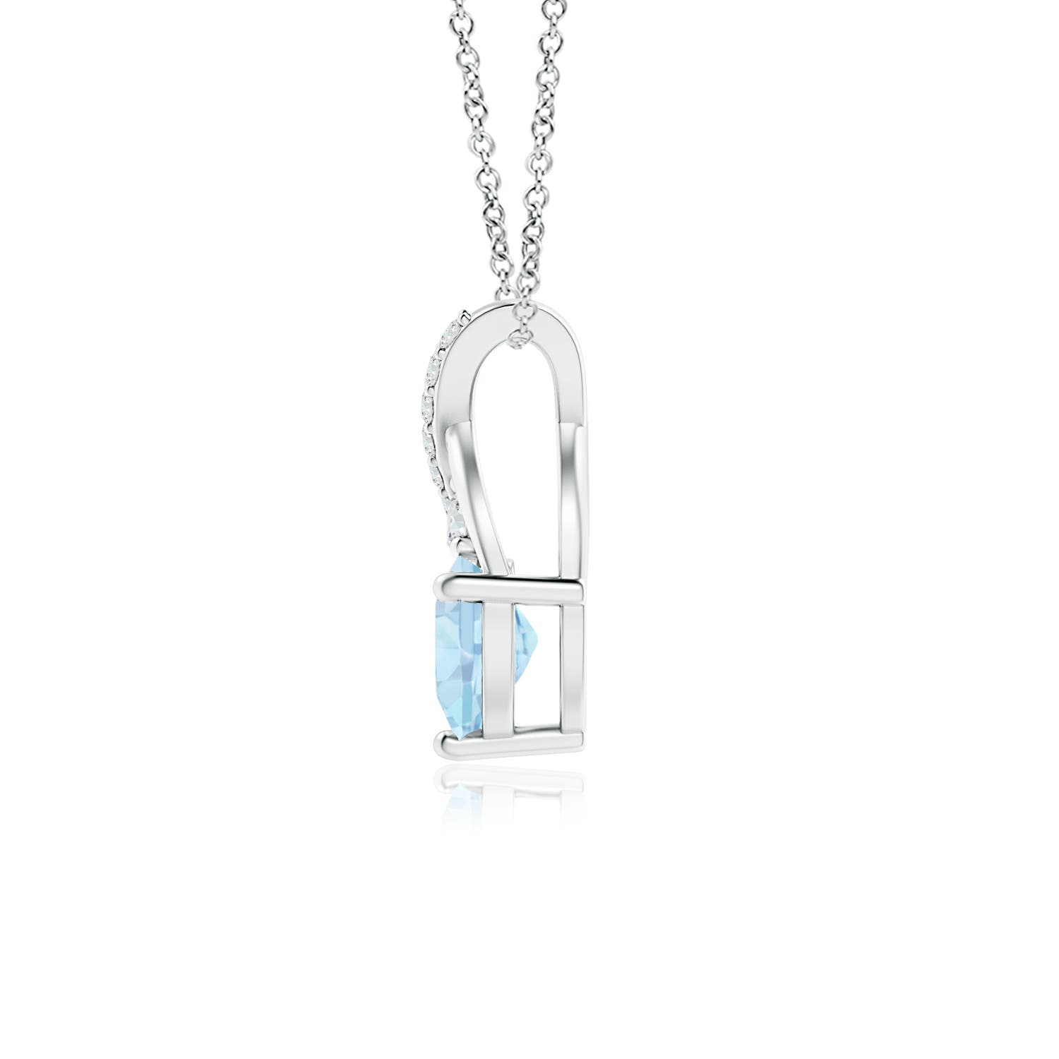 AA - Aquamarine / 0.41 CT / 14 KT White Gold