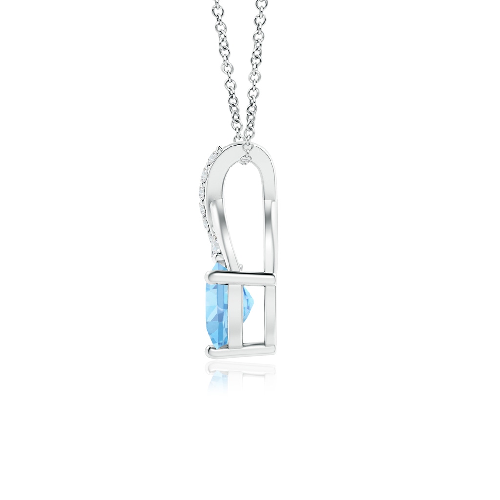 5mm AAAA Solitaire Heart Aquamarine Pendant with Twisted Diamond Bale in S999 Silver Side 199