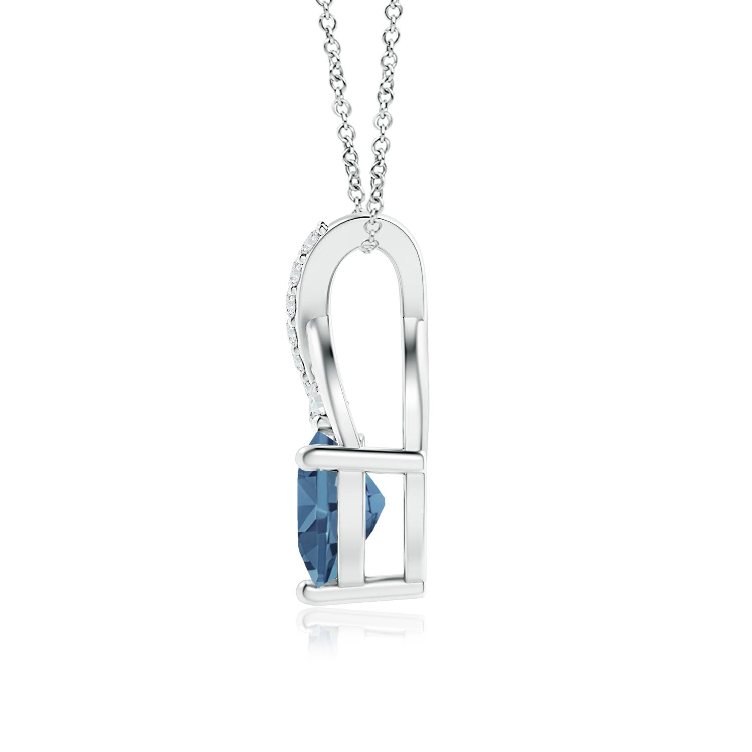 A - London Blue Topaz / 1.02 CT / 14 KT White Gold