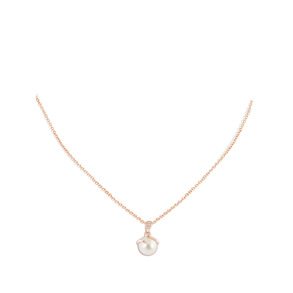 10mm AAAA South Sea Pearl Spiral Pendant with Diamonds in Rose Gold pen