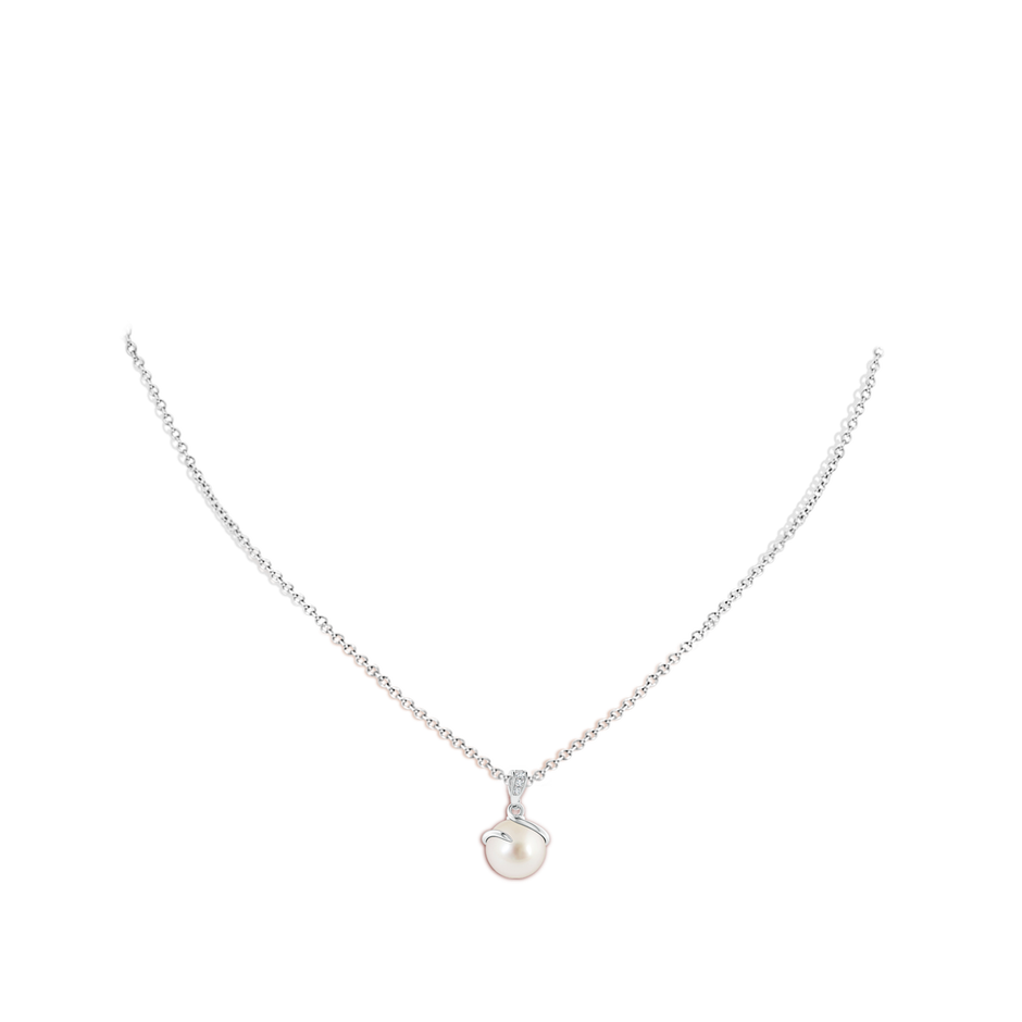 9mm AAAA South Sea Pearl Spiral Pendant with Diamonds in S999 Silver pen