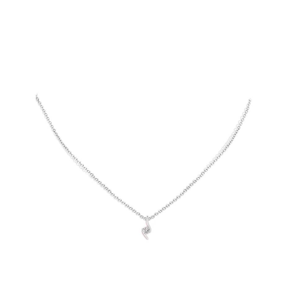 3mm IJI1I2 Prong-Set Diamond Solitaire Bypass Pendant in P950 Platinum pen