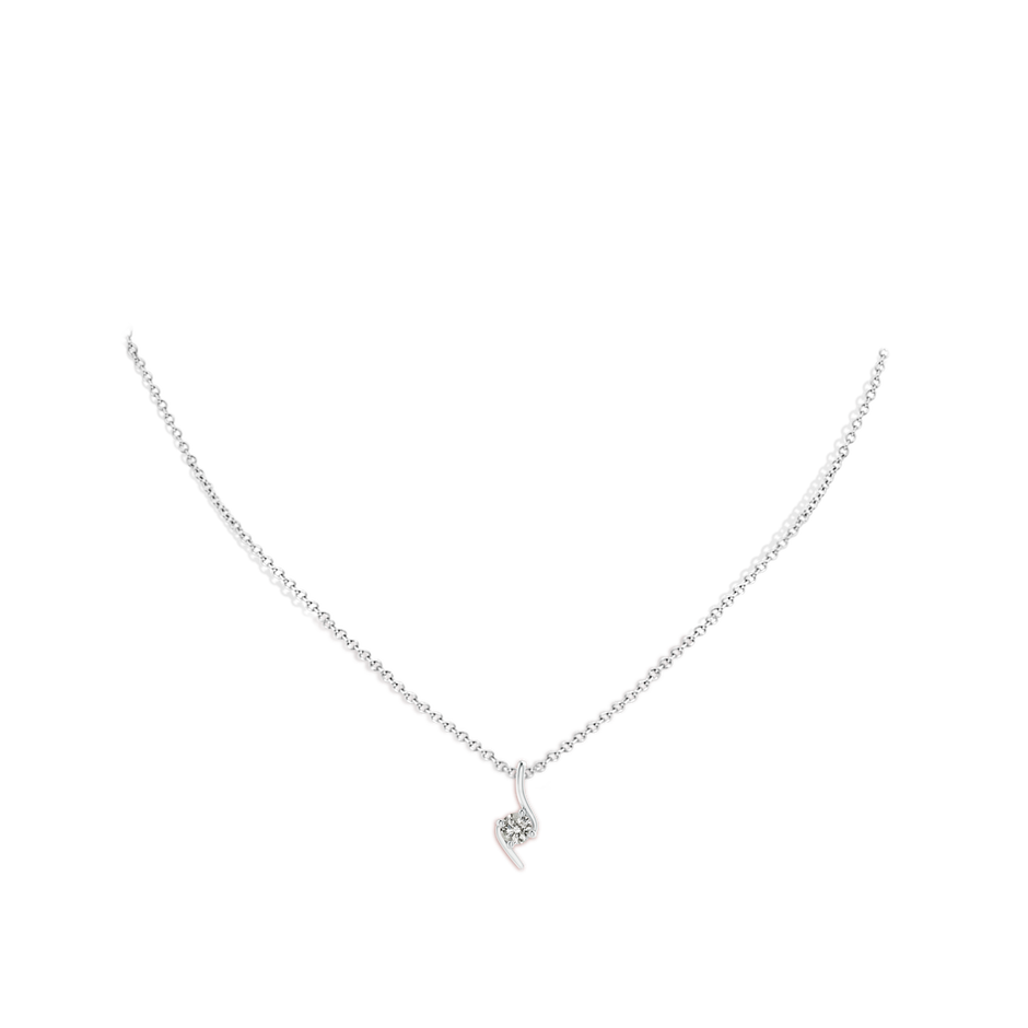 4.1mm KI3 Prong-Set Diamond Solitaire Bypass Pendant in White Gold pen