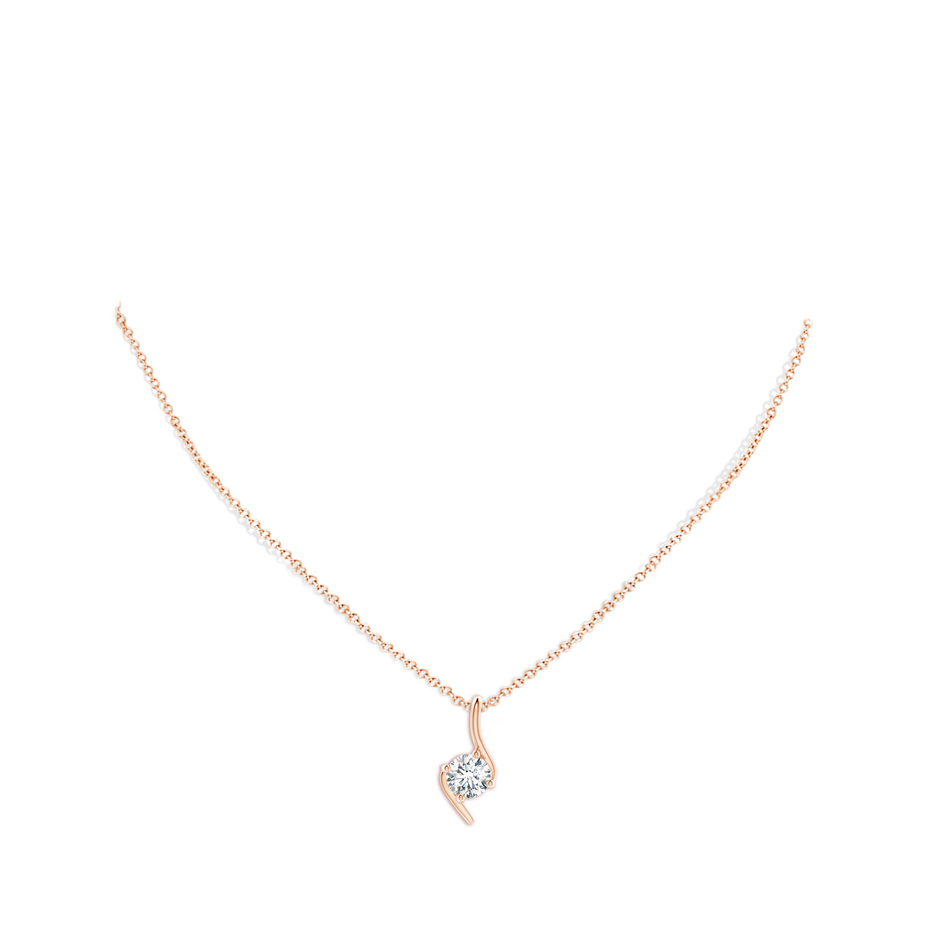6.4mm GVS2 Prong-Set Diamond Solitaire Bypass Pendant in Rose Gold pen