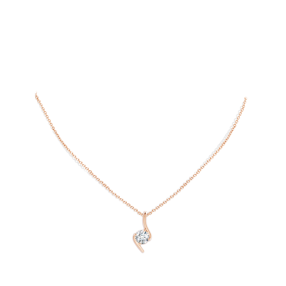 7.4mm GVS2 Prong-Set Diamond Solitaire Bypass Pendant in Rose Gold pen