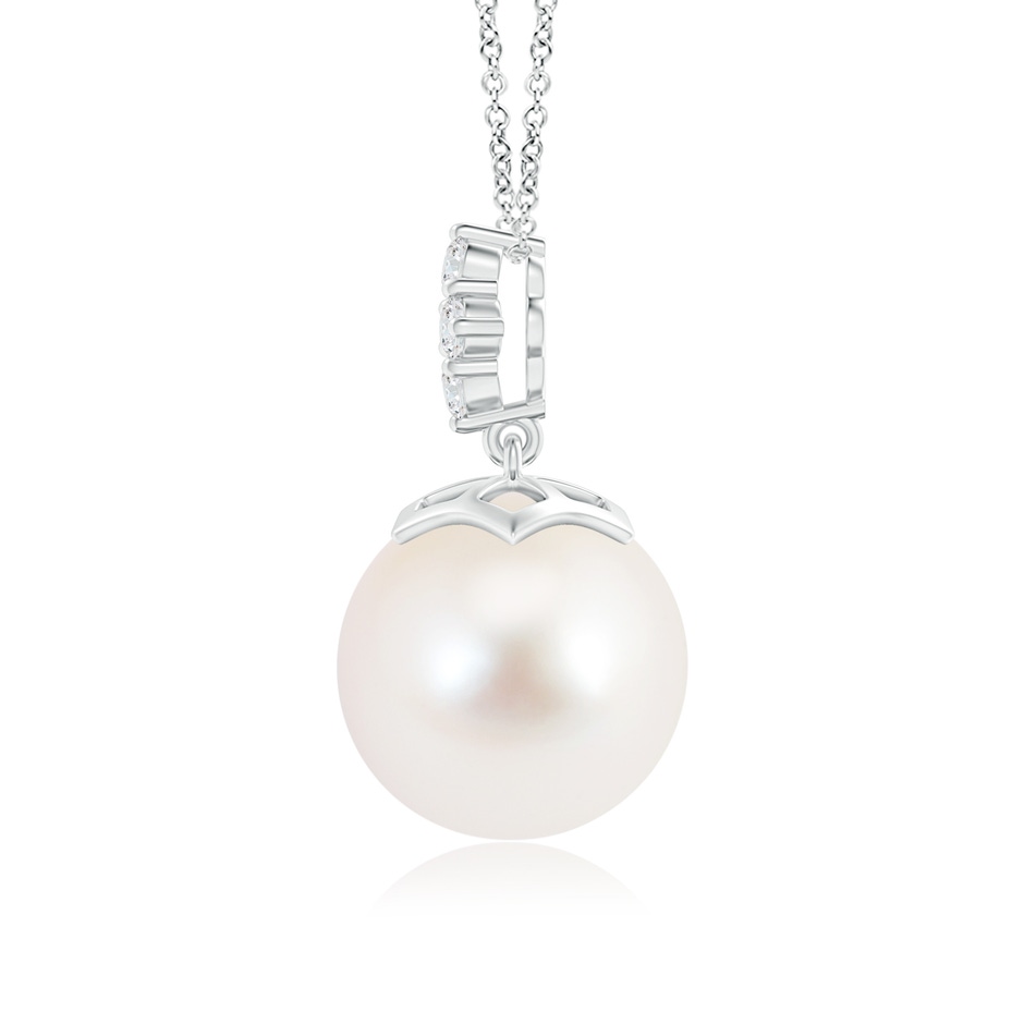 11mm AAA Freshwater Pearl Pendant with Diamond Clustre in White Gold product image