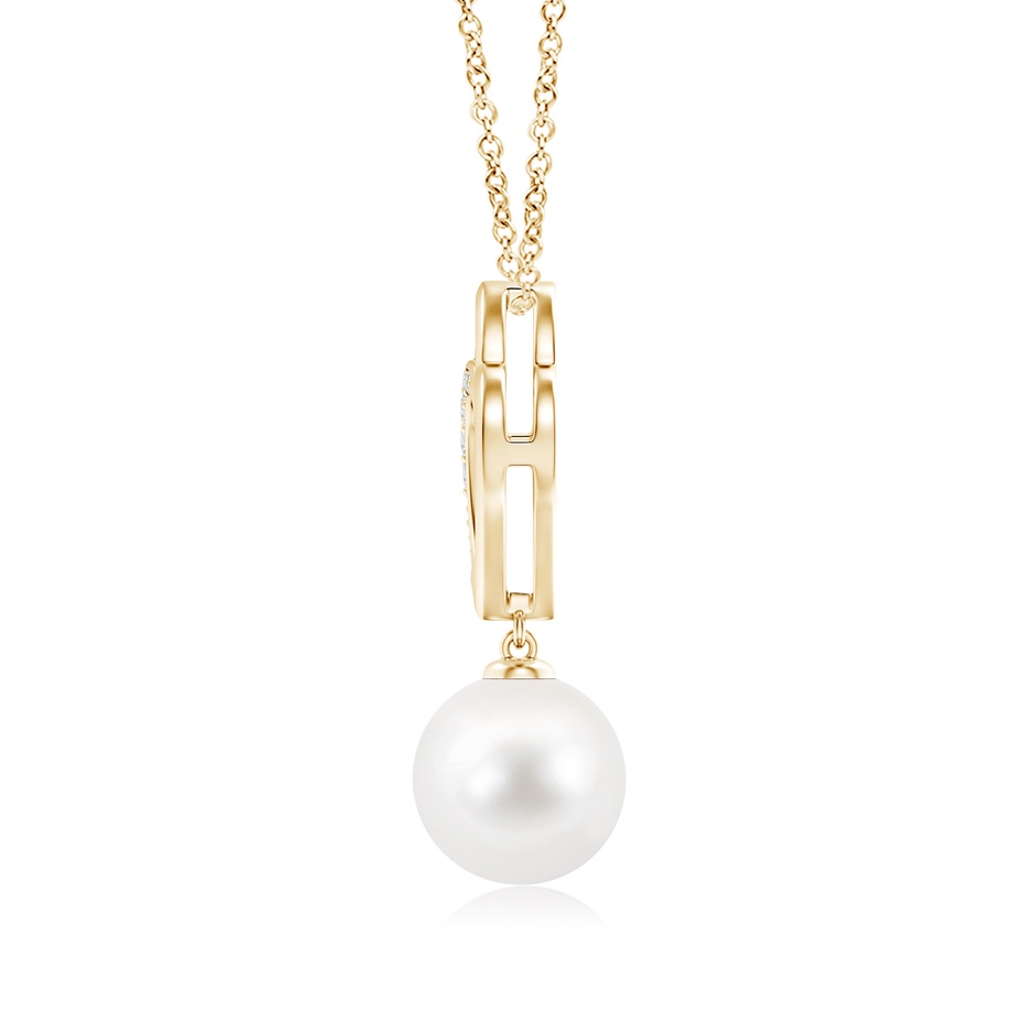 9mm AA Freshwater Pearl Entwined Heart Pendant in Yellow Gold product image