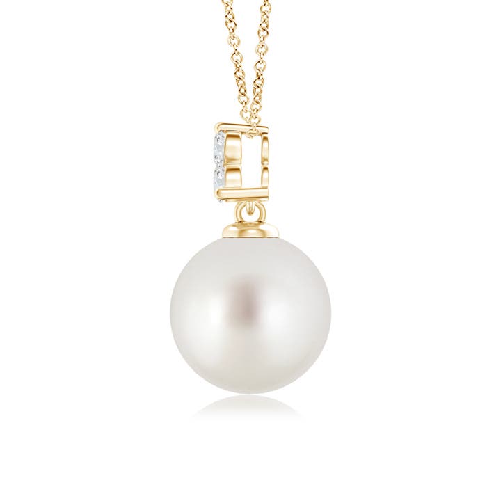 AAA - South Sea Cultured Pearl / 5.38 CT / 14 KT Yellow Gold