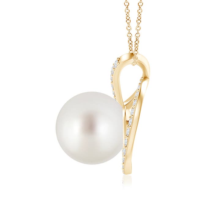 AAA - South Sea Cultured Pearl / 5.42 CT / 14 KT Yellow Gold