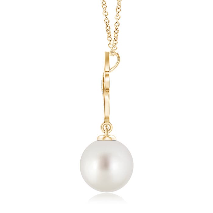 AAA - South Sea Cultured Pearl / 7.36 CT / 14 KT Yellow Gold